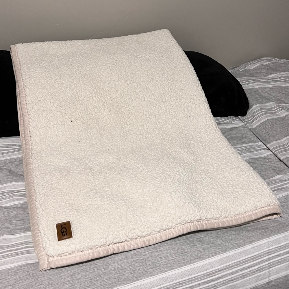 UGG Throw Blanket